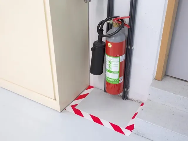 Slijtvaste markeringstape 5 cm x 33 m Rood Wit