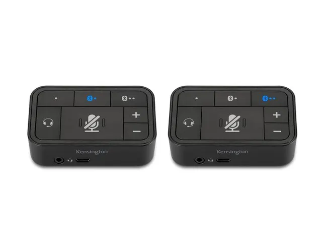 Kensington Universal 3-in-1 Pro Audio Headset Switch