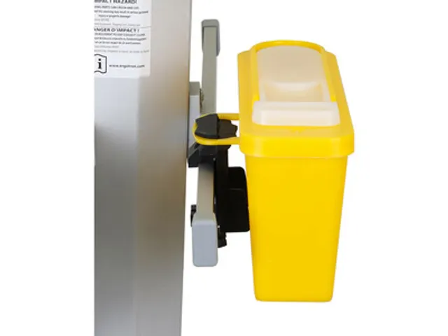 Dräger/DIN rail accessory attachment