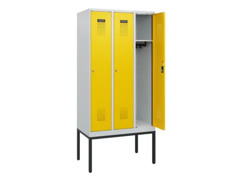 schoollocker,HxBxD 1950x900x500mm,3vak,vak B 300mm,cil.-slot