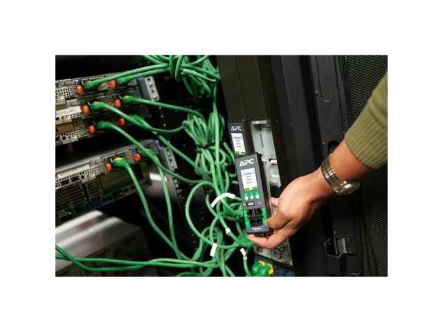 APC NS Rack PDU Adv SWD 7.4kW 1PH 230V 32A, Commutable, 0U, 40 sortie(