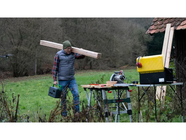 SE OffGrid Portable Power Station 730 - Li-Ion accu, LCD, 2x stopconta