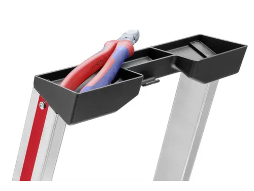 trapladder,eenzijdig,3treden,stand H 0,65m,balk L 1,39m,aluminium