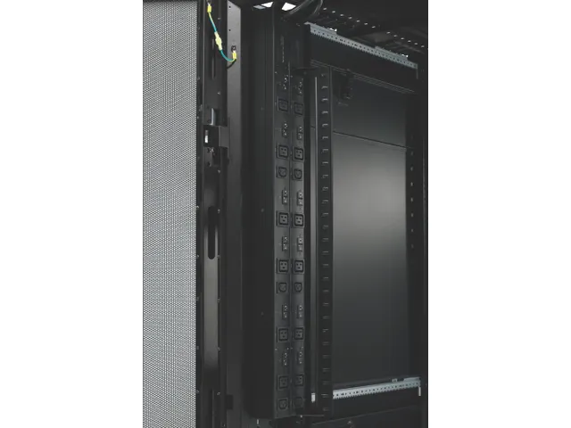 APC Rack PDU AP7555A, Basic, ZeroU, 32A, 400V, (3x) C13 & (6x) C19, IE