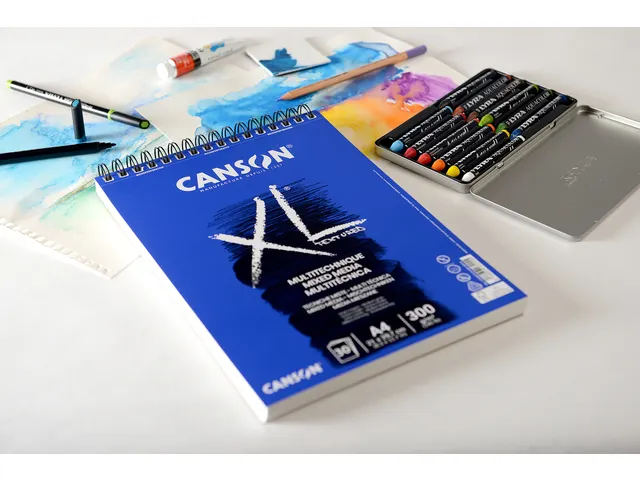 Bloc à dessin Canson XL Multitechnique A4 300g spirale 30 feuilles 30