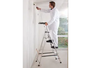 trapladder,eenzijdig,5treden,bordes m. antislip elementen,balk L 1,8m - 7