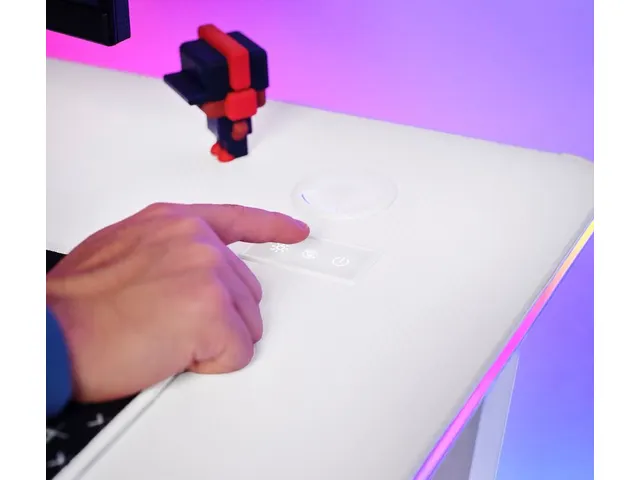 GXT 709W LUMINUS RGB-led Gaming Desk Wit 120x60x74cm