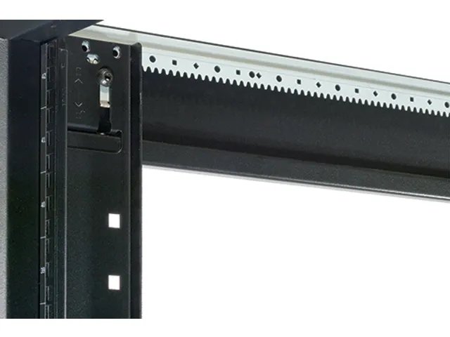 APC NetShelter SX 42U 600mm(b) x 1070mm(d) 19 inch IT rack, behuizing