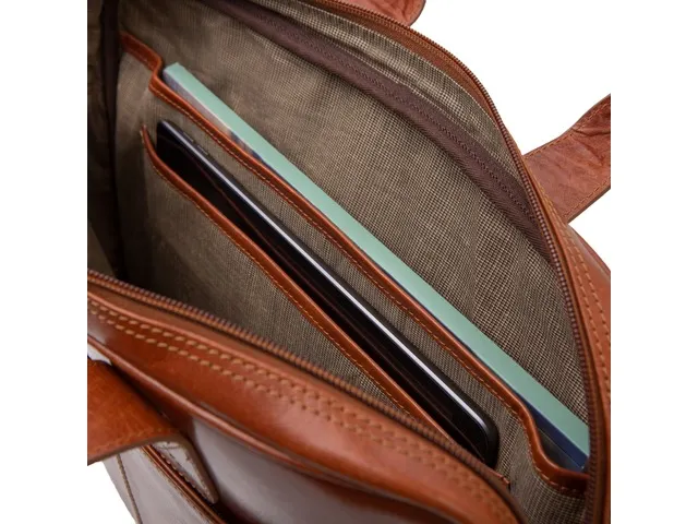 Aktetas Pride and Soul. SUPRISE Leer Cognac