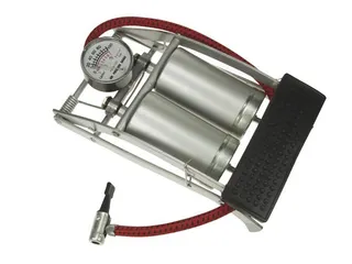 Voetpomp Met Dubbele Cilinder En Manometer - 2