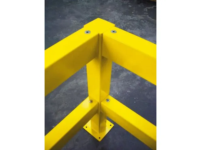 Speciale Pluggen Met Schroeven Voor Aanrijdbeveiligingsbalken