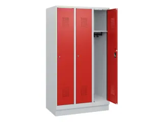 schoollocker,HxBxD 1630x900x500mm,3vak,vak B 300mm,cil.-slot,sokkel - 1