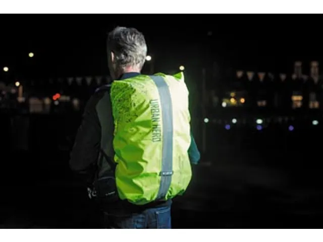 Urban Hero Tashoes Geel Reflecterend 30-35 liter