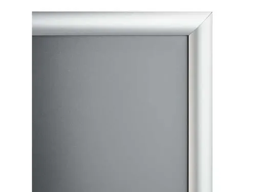 kliklijst A3 25mm zilver is een functionele wissellijst van aluminium.