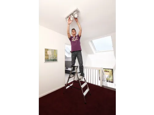 Lichte Universele Trapladder Tweezijdig 1.18m H 0 86m 2x5treden