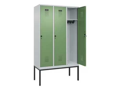 locker,HxBxD 2120x1200x500mm,3vak,vak B 400mm,draaigrendel