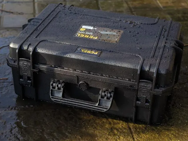 Gereedschapskoffer Hard 555X42X211Mm Leeg Met Schuimrubber