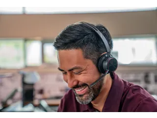 Headset HP POLY Voyager Focus 2 USB-C met oplaadstation - 10