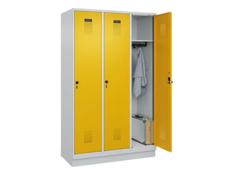locker,HxBxD 1950x1200x500mm,3vak,vak B 400mm,draaigrendel,sokkel