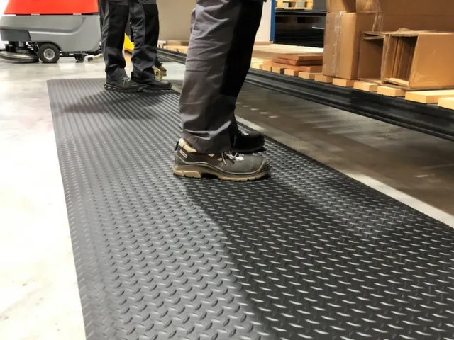 antivermoeidheidsmat,mat,HxLxB 24x1000x900mm,moeilijk ontvlambaar,PVC