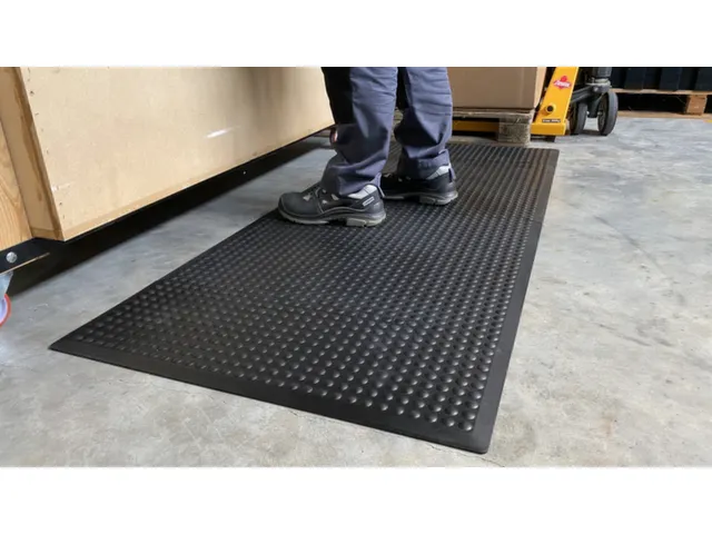 werkplekmat,kliksysteem,HxLxB 15x700x800mm,natuurrubber,genopt