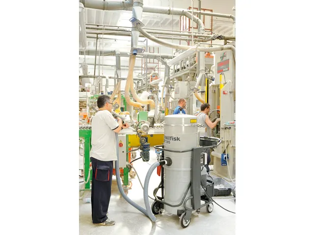 Nilfisk T30S Industriële Stofzuiger