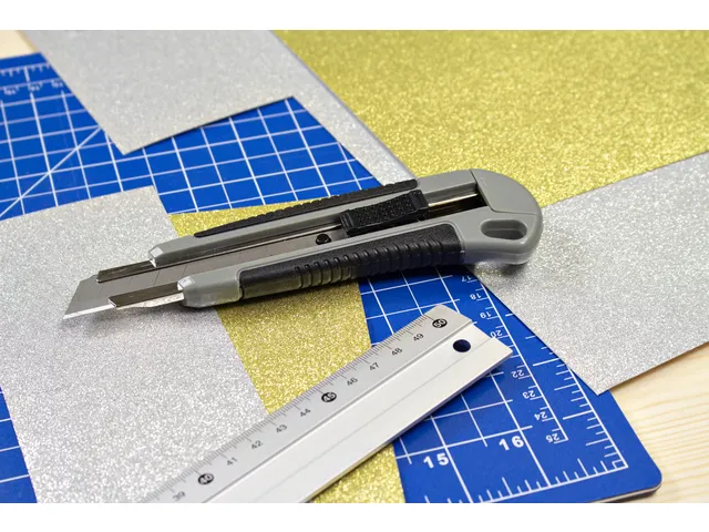 Snijmes Westcott professional 18mm met schuifsluiting grijs/zwart
