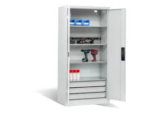 acculaadkast 1950x930x500mm 5stekkerdozen 230V cil.-slot front RAL7035 - 2