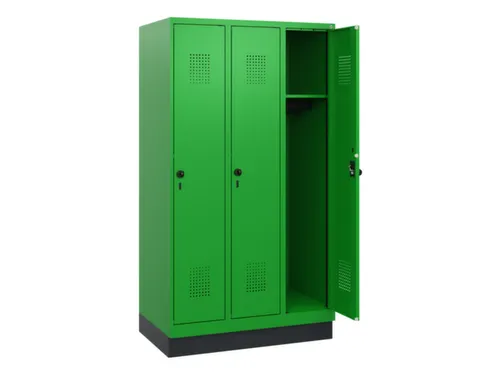 schoollocker,HxBxD 1630x900x500mm,3vak,vak B 300mm,draaigrendel,sokkel