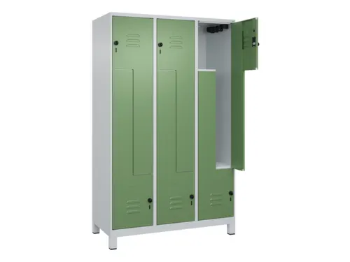Z-garderobekast,HxBxD 1950x1200x500mm,vak B 200/400mm,draaigrendel
