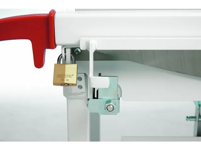 Snijmachine A1 Ideal 1110 110cm met onderstel en voetpedaal