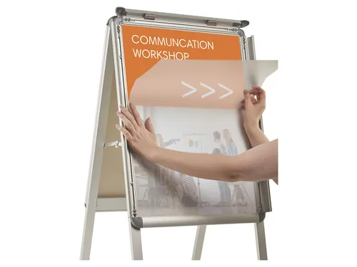Stoepbord Nobo Essence A2 47,5x89cm met kliklijst