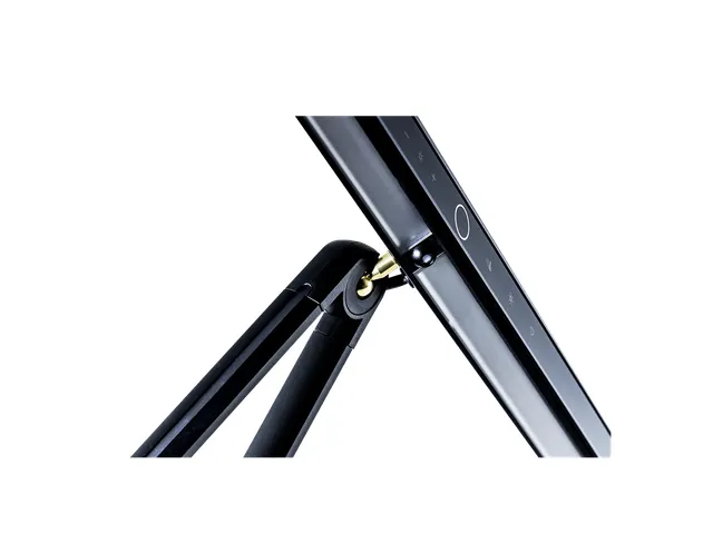 PianoLight R BenQ aluminium PC noir