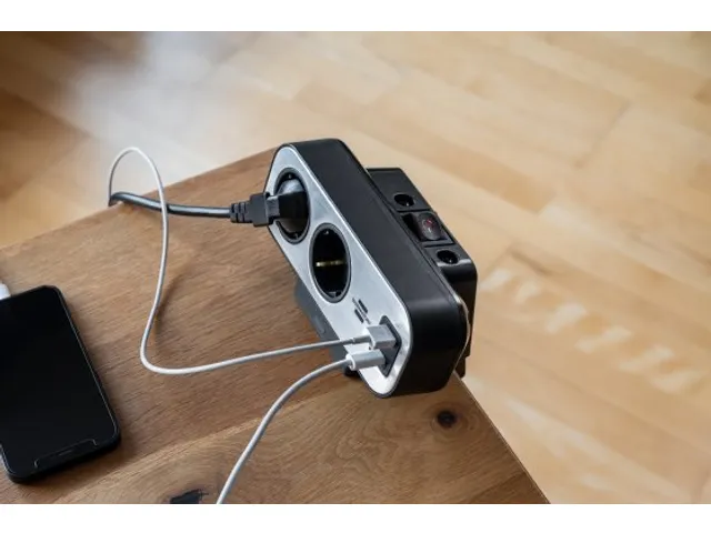 Stekkerdoos Brennenstuhl Estilo bureau duplex 10-voudig 1 USB C, 1 USB