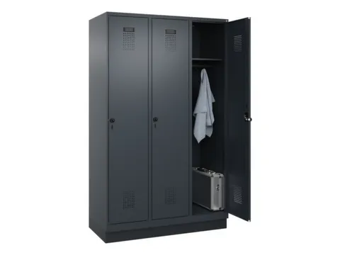 locker,HxBxD 1950x1200x500mm,3vak,vak B 400mm,draaigrendel,sokkel