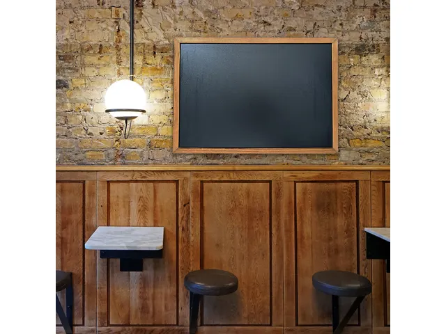 Tableau noir Seco noir avec cadre A2