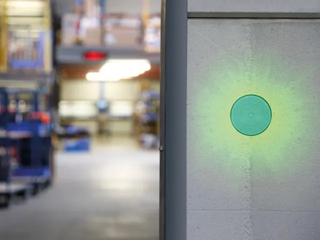 Flash Stroboscopique À LED - Vert - 12 VCC - ø 77mm