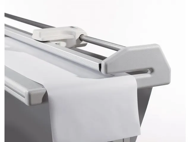 Rogneuse professionnelle Dahle 450 A0 150cm avec châssis