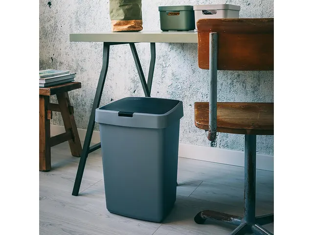 Afvalbak Delta klepdeksel 25 Liter grijs Zwart