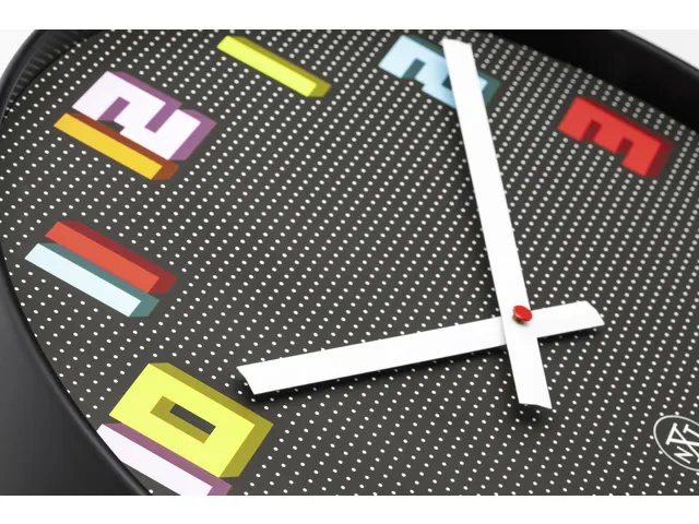 Wandklok nXt Game 35cm