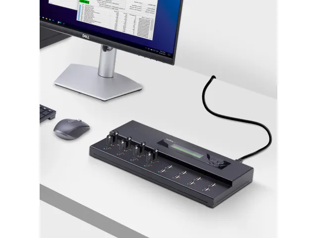 Standalone 1 naar 15 USB flash drive duplicator en wisser