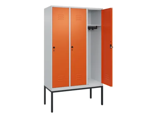 locker,HxBxD 2120x1200x500mm,3vak,vak B 400mm,draaigrendel