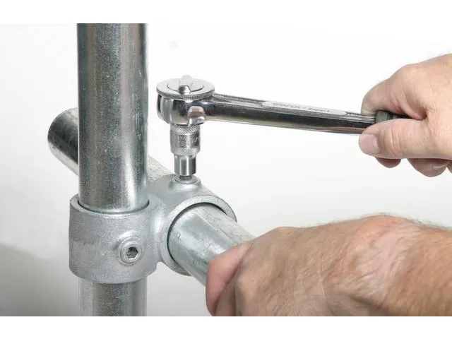 Klemfitting 90° 2Doorgangen Buismaat 2