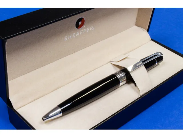 Balpen SHEAFFER 300 E9312 Glossy black chrome plated