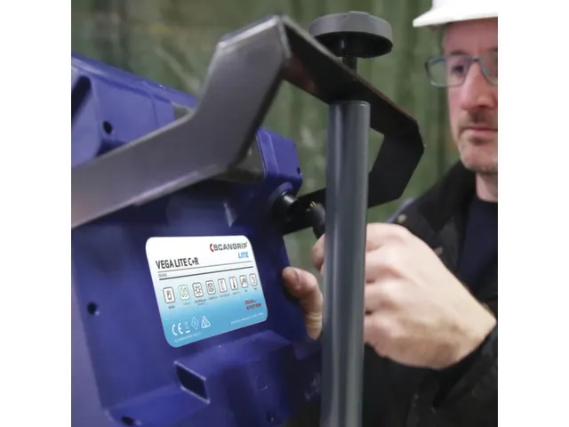 accu-schijnwerper voor in de bouw,behuizing kunststof,66 SMD-led