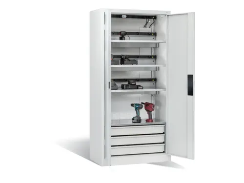 acculaadkast 1950x930x500mm 15stekkerdozen 230V ventilator fr. RAL7035