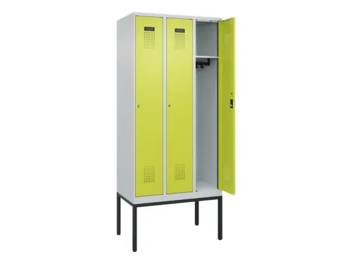 locker,HxBxD 2120x900x500mm,3vak,vak B 300mm,cil.-slot,voetonderstel
