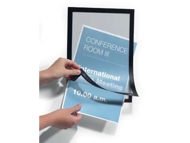 Duraframe A4 zwart, in ophangbare etui