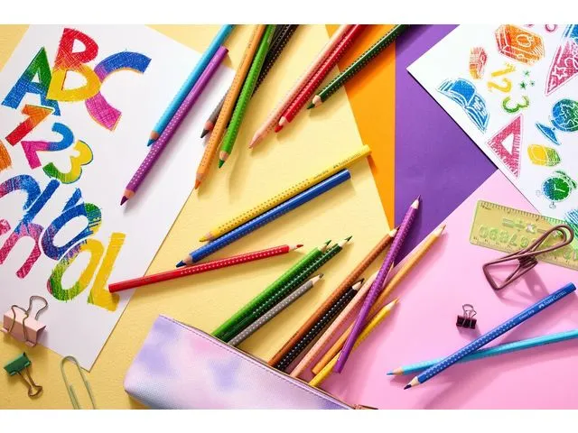 Crayon couleur FC Grip 48 pces en 2 lignes de 24 pces dans un etui en