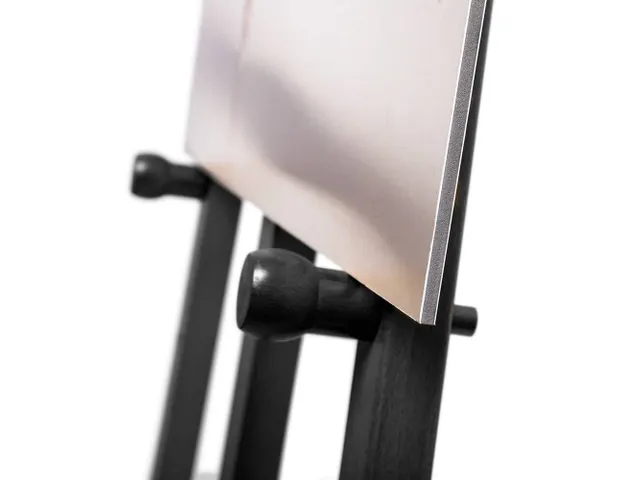 Chevalet bois dur noir pour tableau noir/panneau imprimé